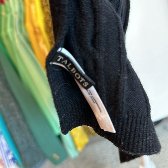 Talbots black 30% wool cable knit scarf - Picture 2 of 2
